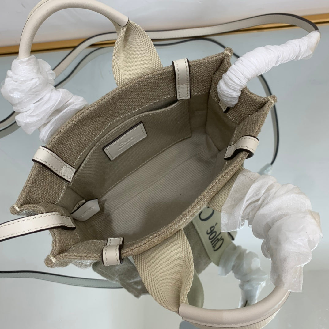 Chloé Nano Woody Tote Bag