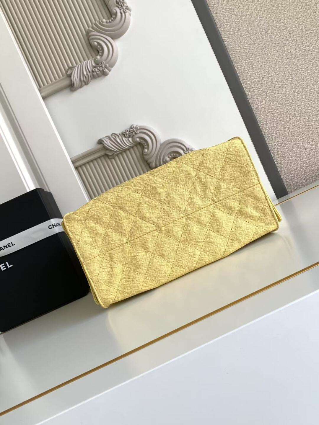 Bolsa Hobo Chanel 25 Yellow