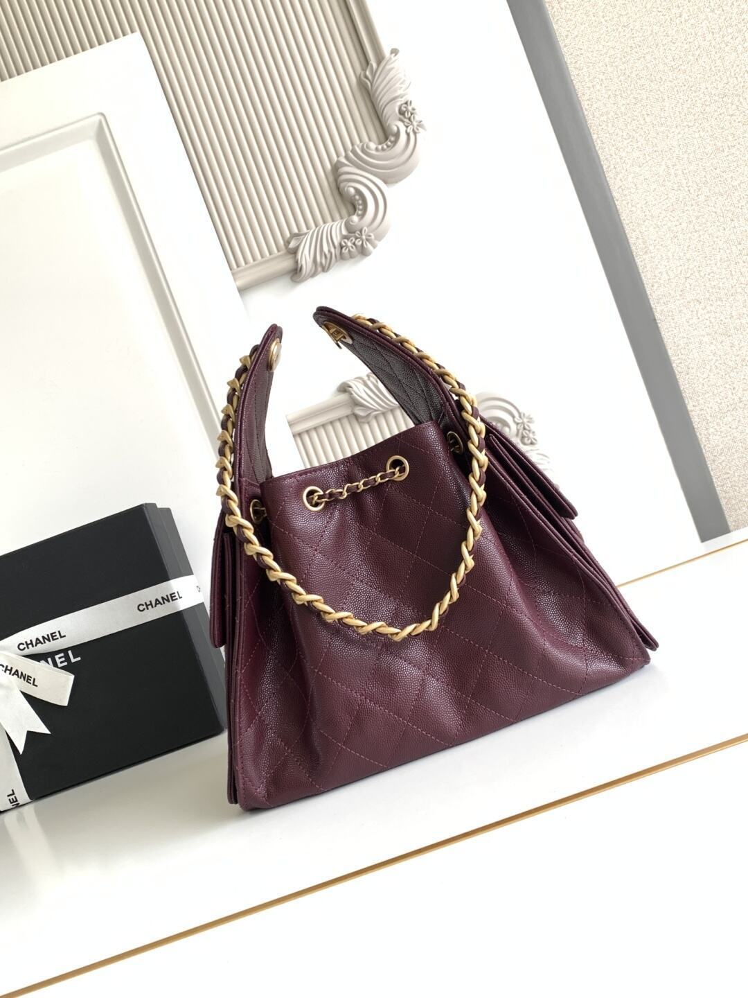 Bolsa Hobo Chanel 25