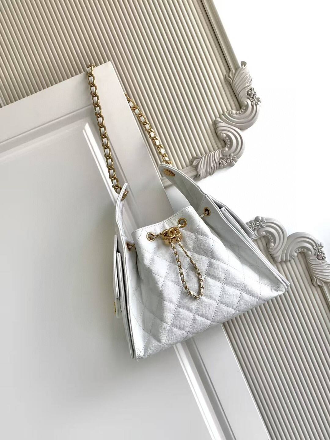 Bolsa Hobo Chanel 25 White