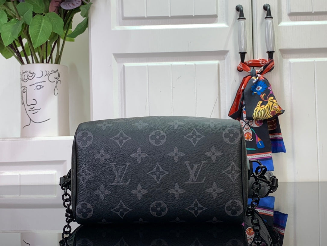 Lv Speedy Bandoulière 18 Black