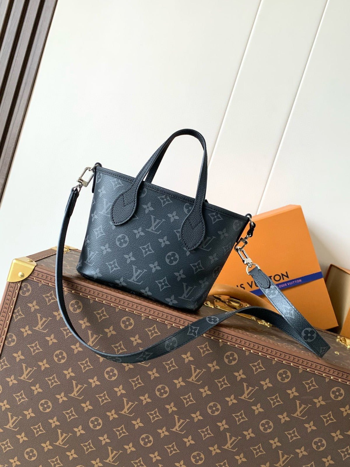 Louis Vuitton Neverfull BB Black