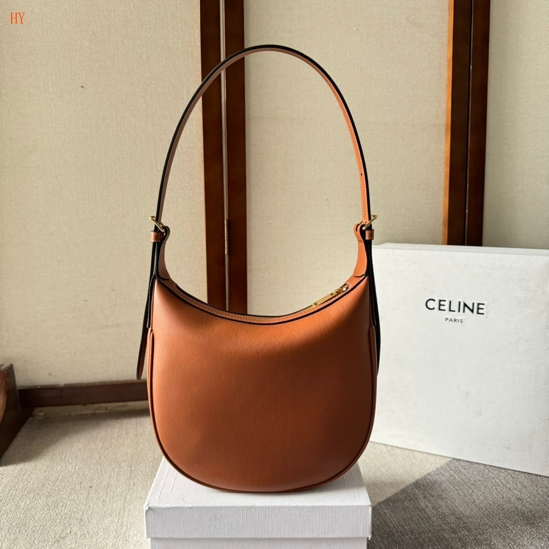 Celine Heloïse Cuir Triomphe Brown