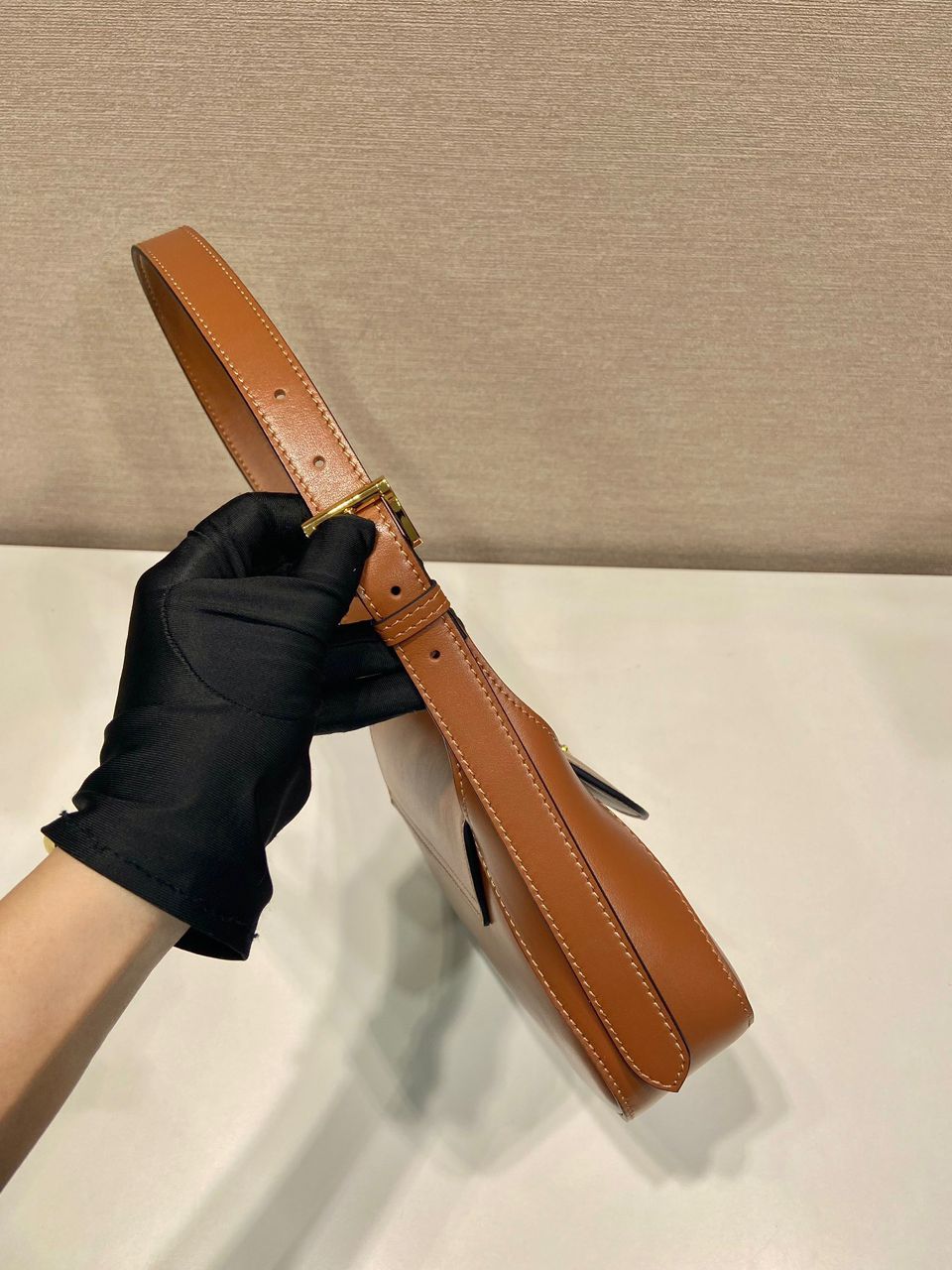 Bolsa de ombro Prada Arqué