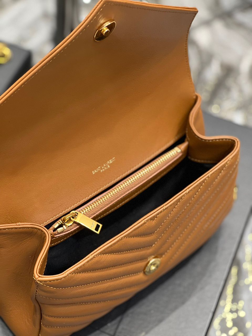 Yves Saint Laurent College Medium