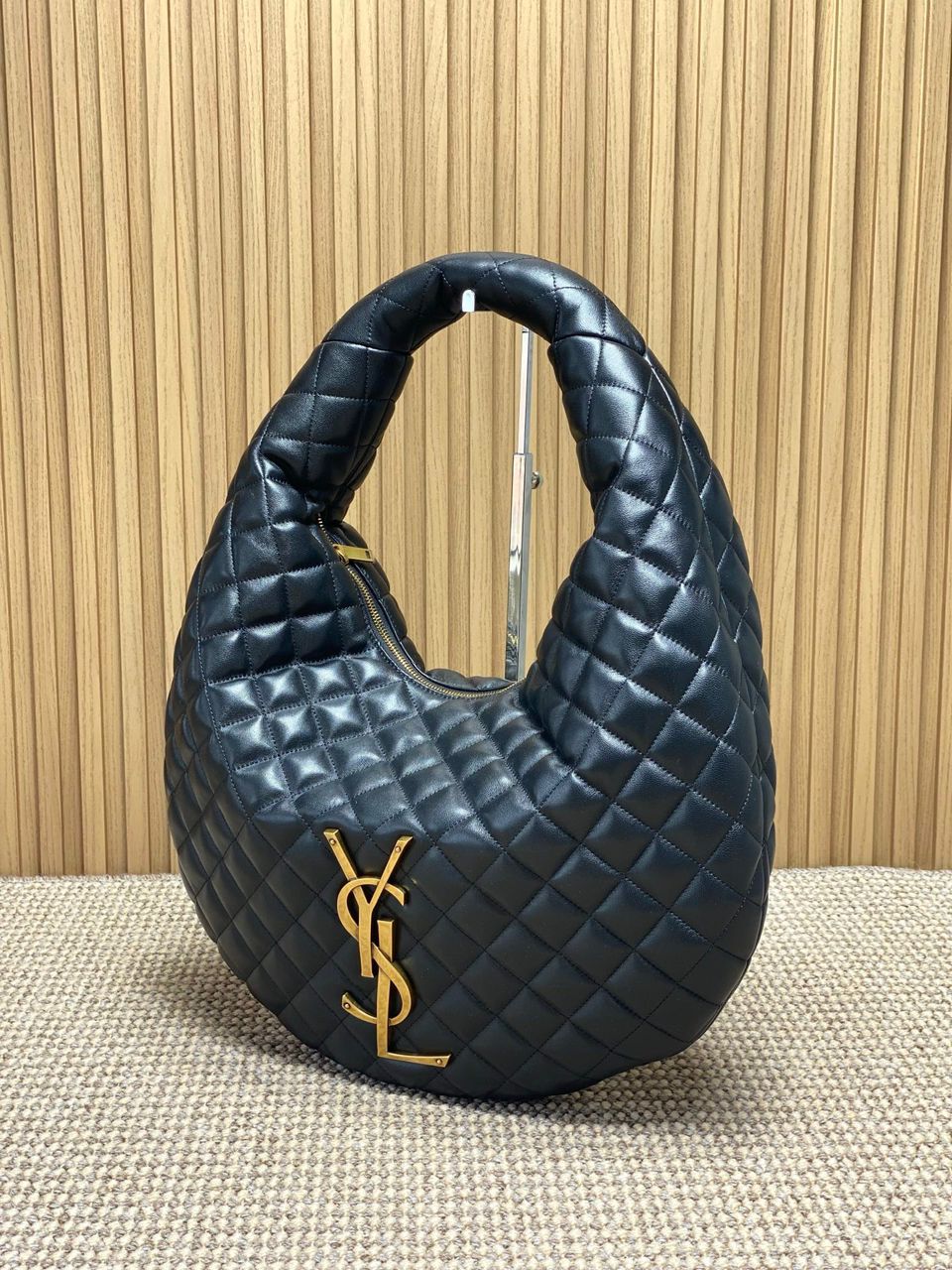 Bolsa Icare Hobo Saint Laurent
