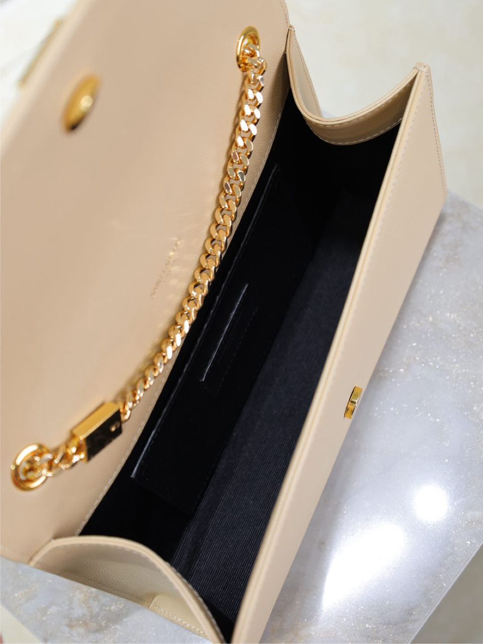 Yves Saint Laurent Kate Medium Crossbody Bag In Grained Leather