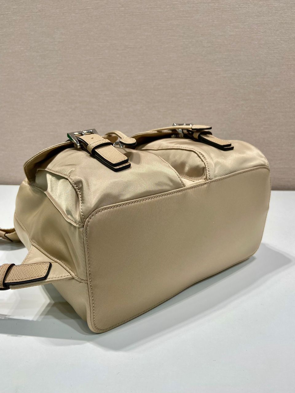 Mochila Prada Re-Nylon Desert Beige