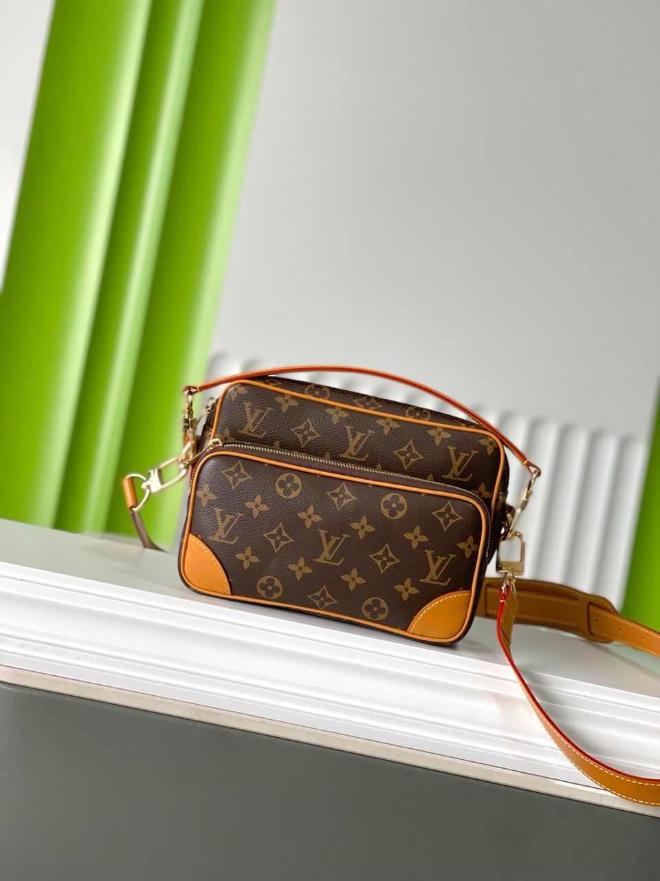 Lv Nil Crossbody Monogram