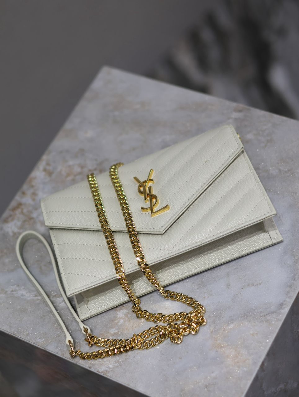 Saint Laurent Should Bag White ( Pronta entrega )