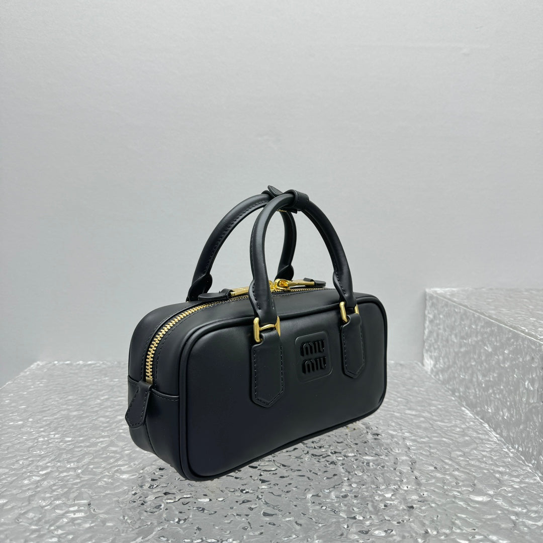 Bolsa Miu Miu Arcadie Leather Bag