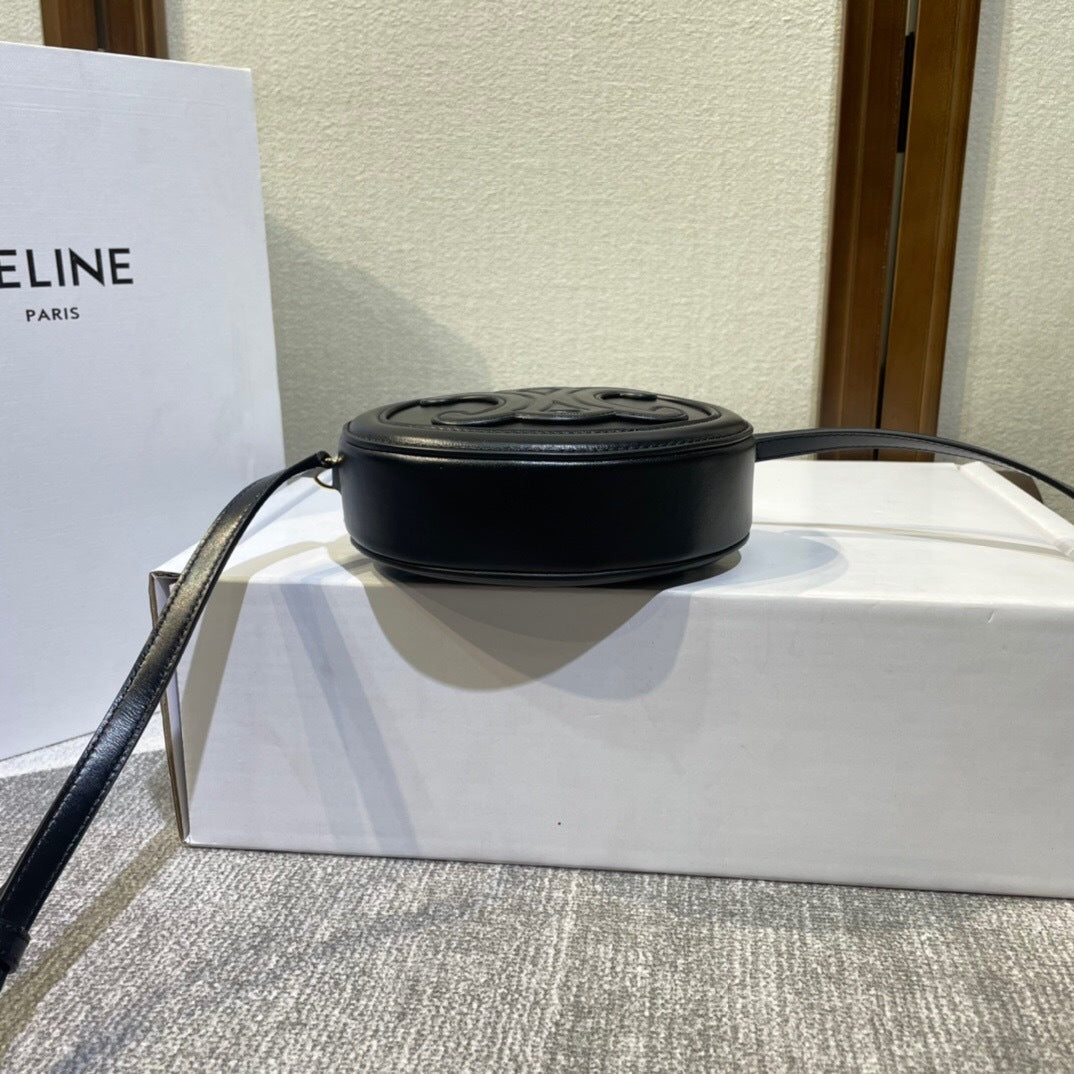 Celine Cuir Triomphe