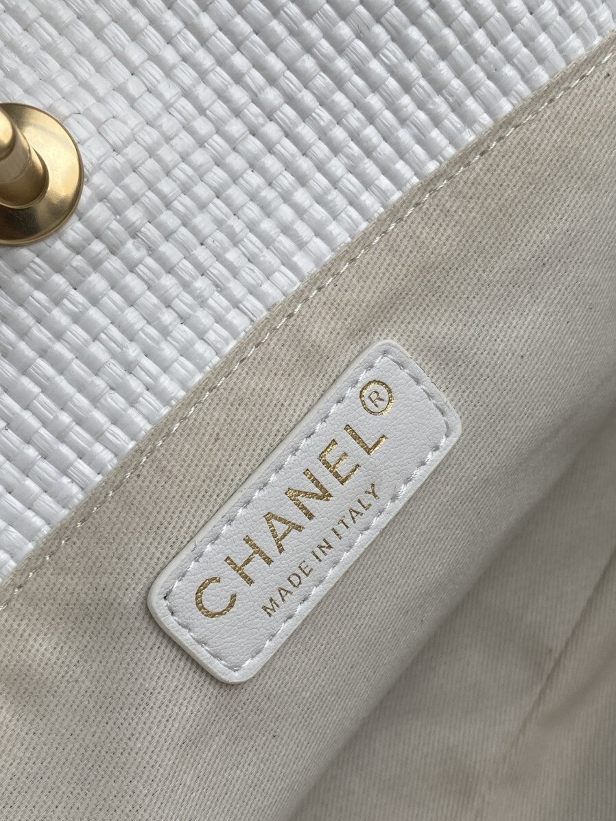 CHANEL Canvas com Efeito em Ráfia
