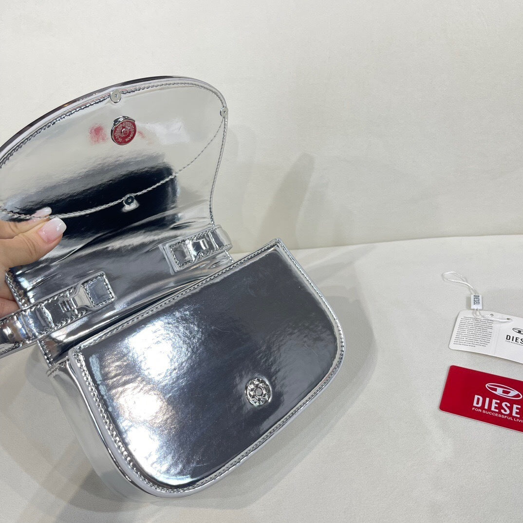 Diesel 1DR Shoulder Bag Nappa Leather prata