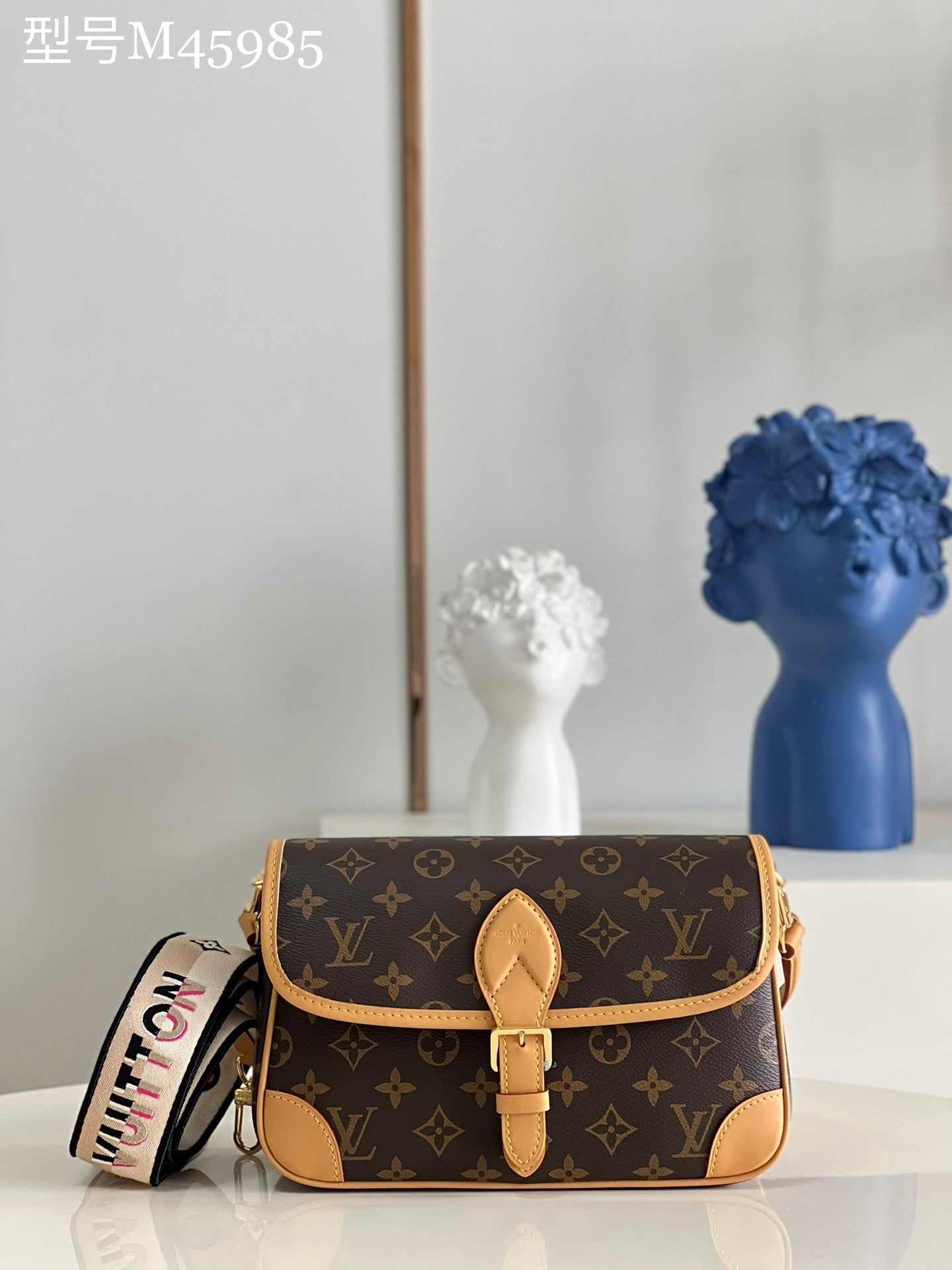 Lv Diane Monogram Brown