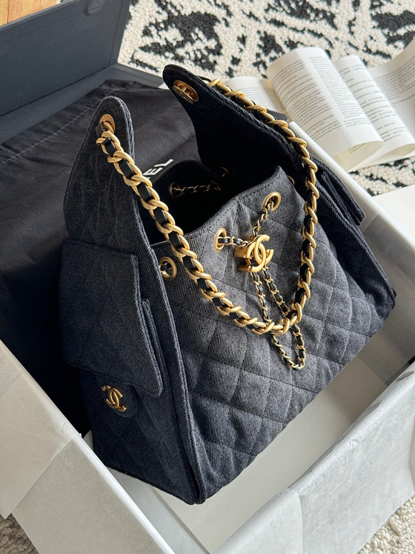 Bolsa Hobo Chanel 25 denim