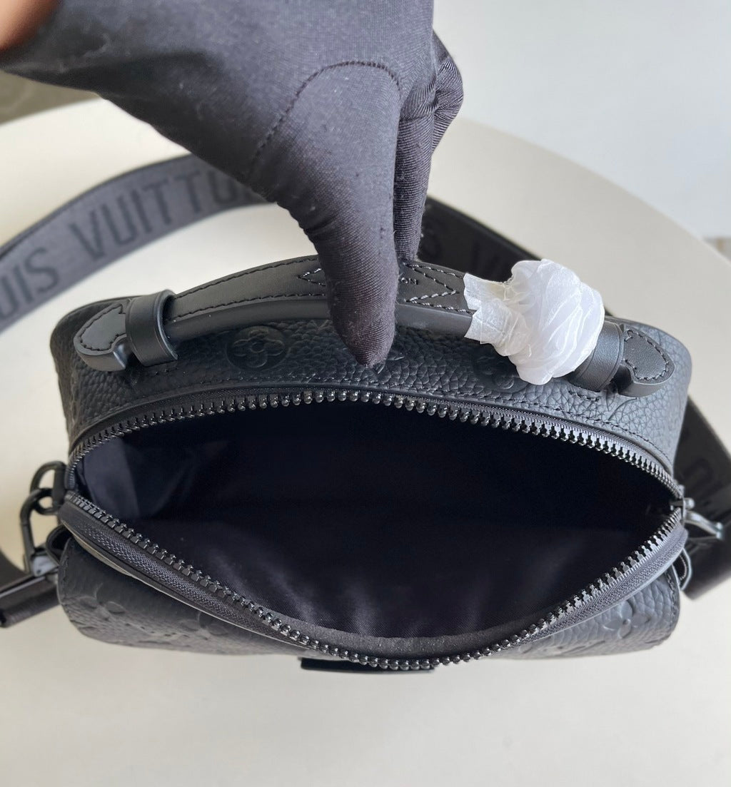 S-lock Messenger Monogram Black