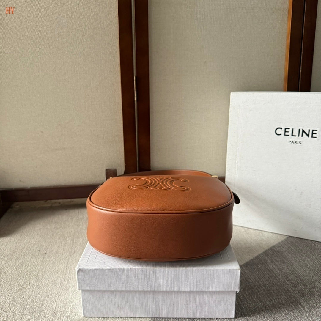 Celine Heloïse Cuir Triomphe Brown