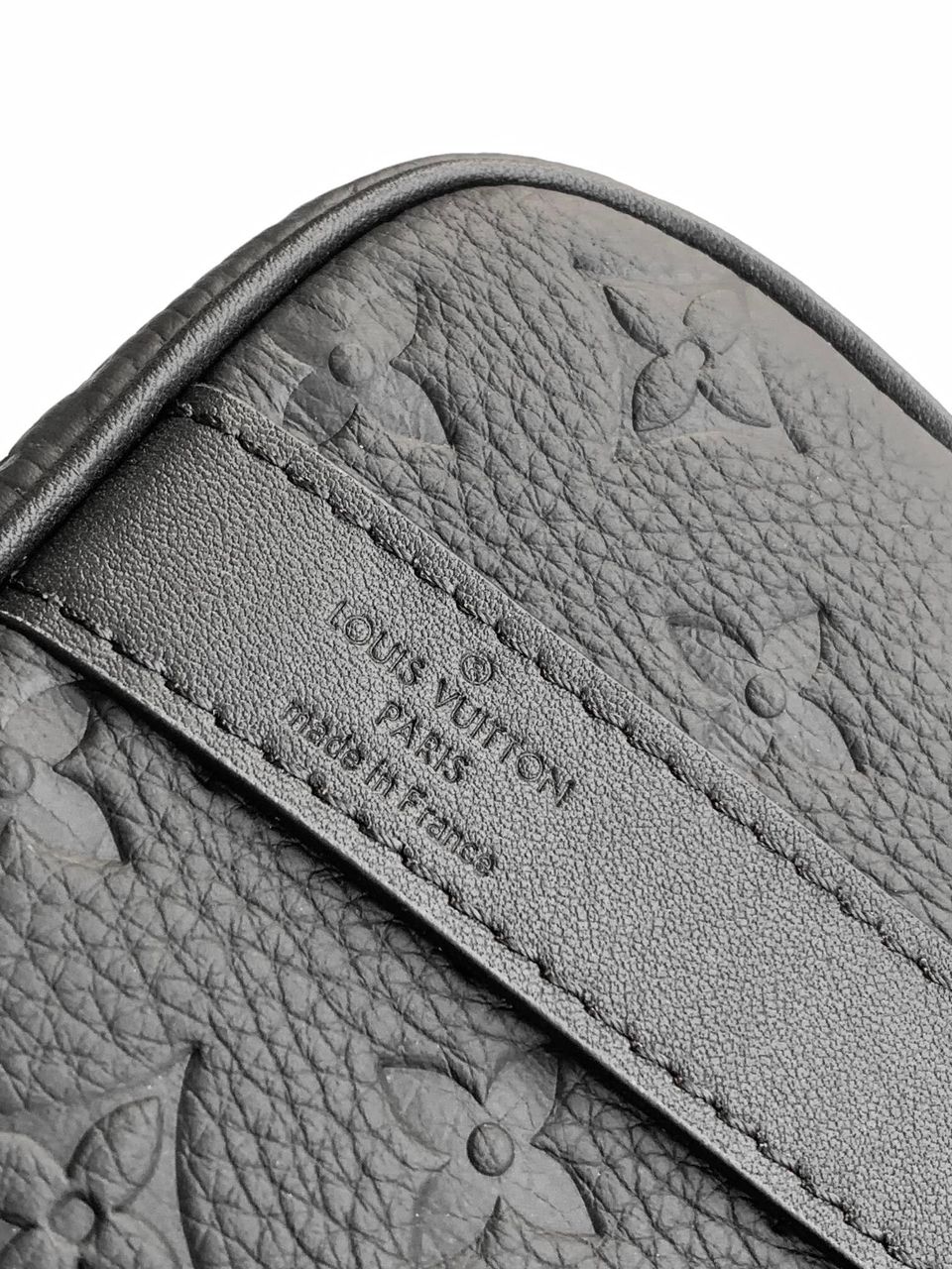 Louis Vuitton Sac Keepall Bandouliére 25