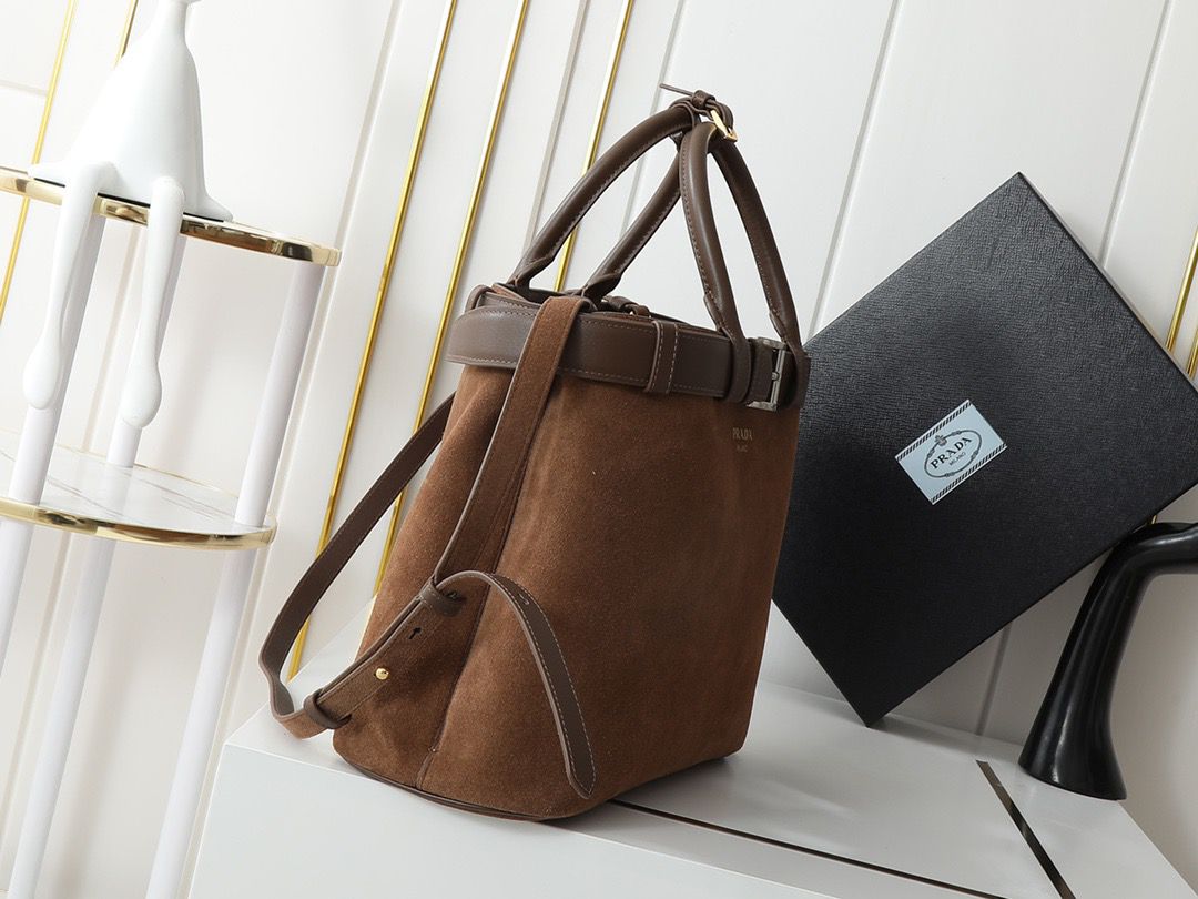 BOLSA PRADA SCAMOSCIATO CAMURÇA BUCKLE BEGE