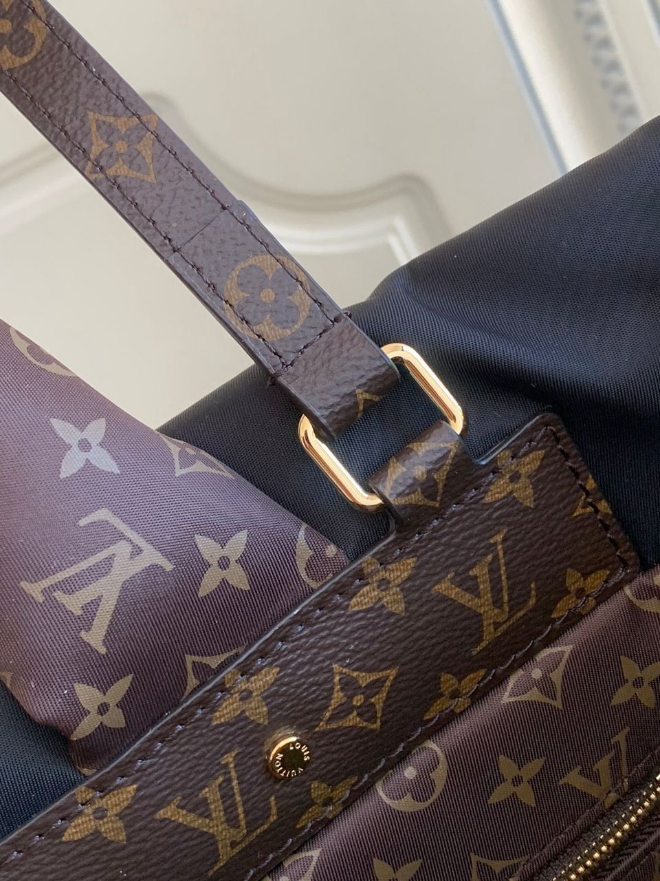 Louis Vuitton OnTheGo GM