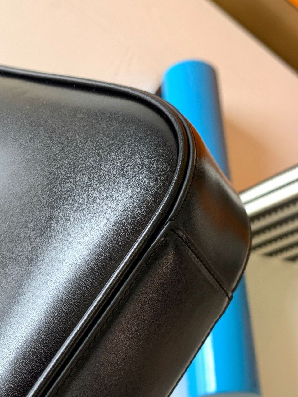 Yves Saint Laurent Mini Le 5 to 7 Leather Black