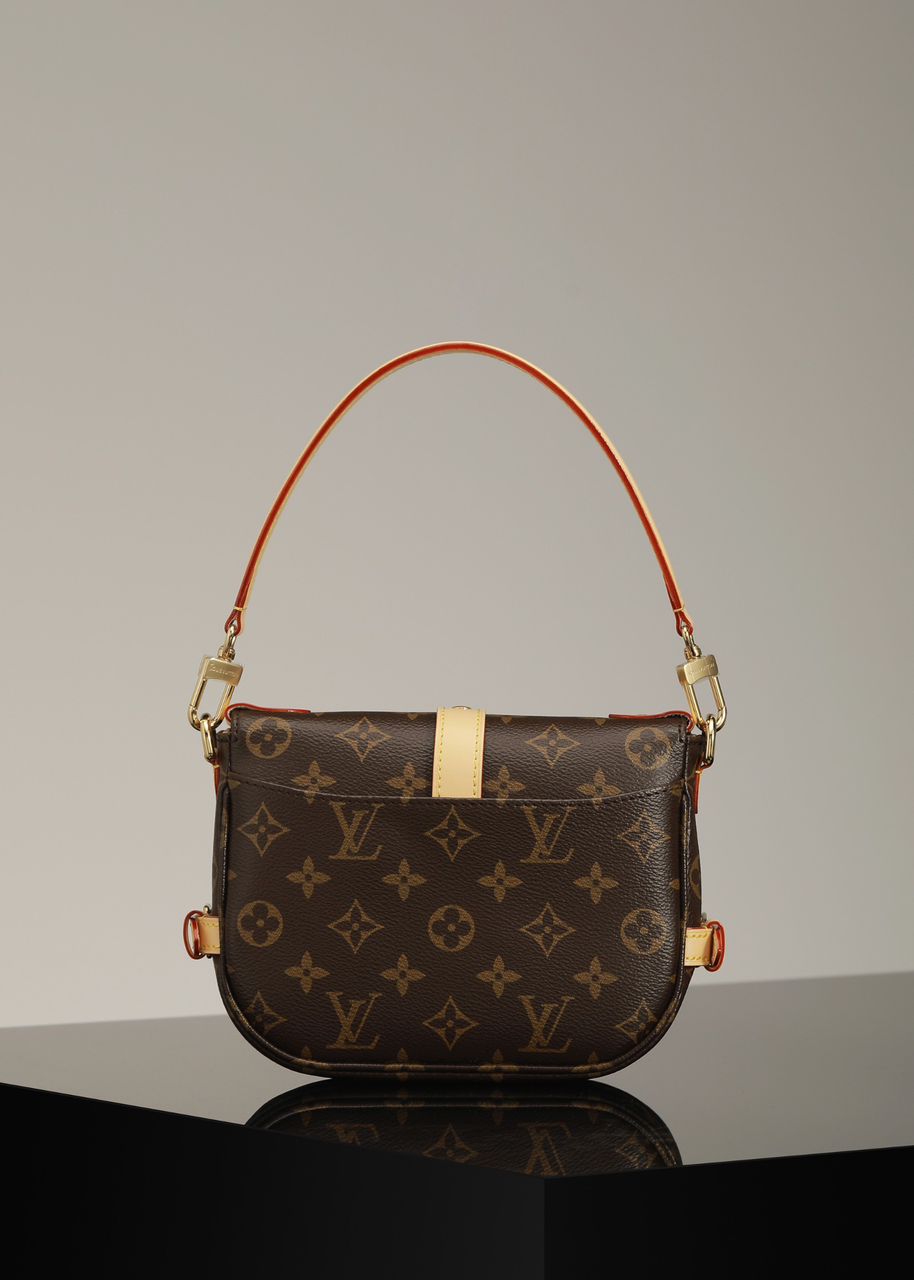 Bolsa Saumur BB Monogram Brown