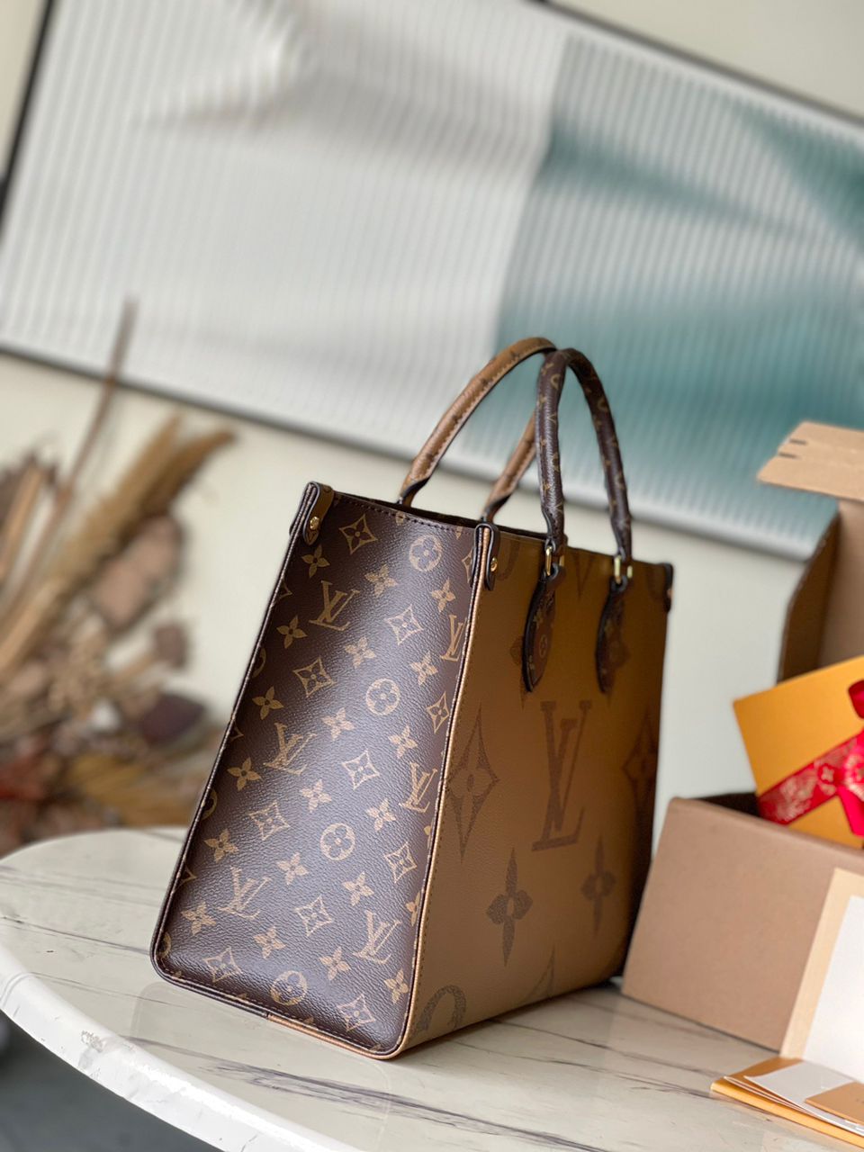 LV OnTheGo Reverse Monogram