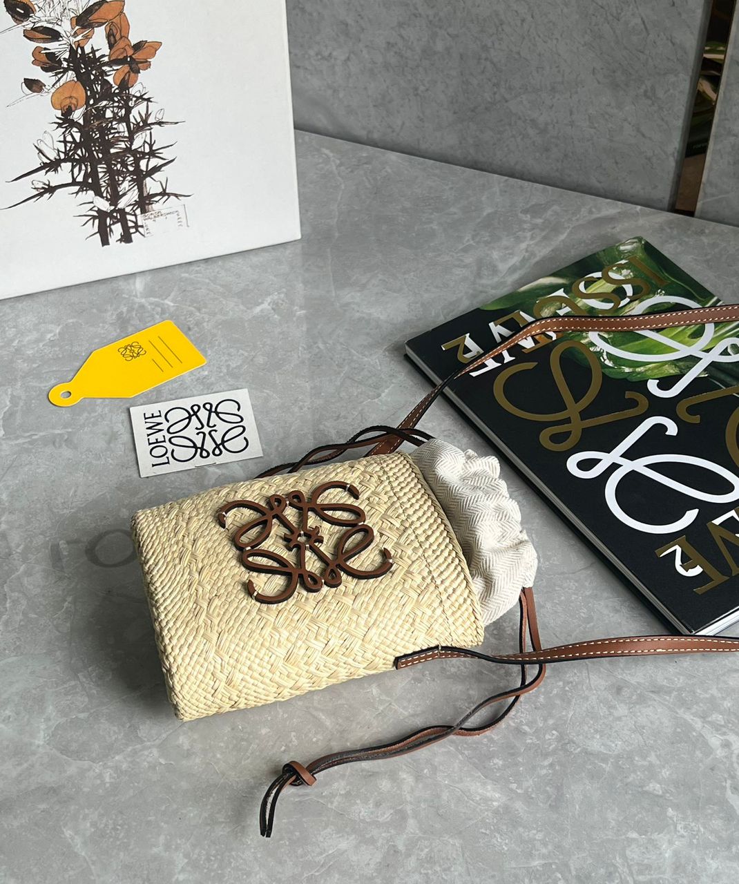 Loewe Square pocket in iraca palm and calfskin