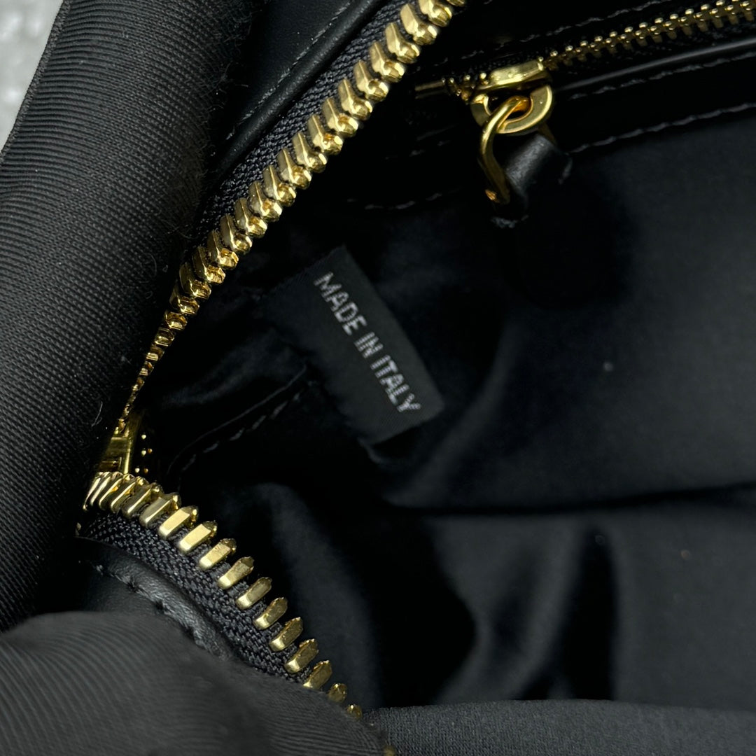 Bolsa Miu Miu Arcadie Leather Bag