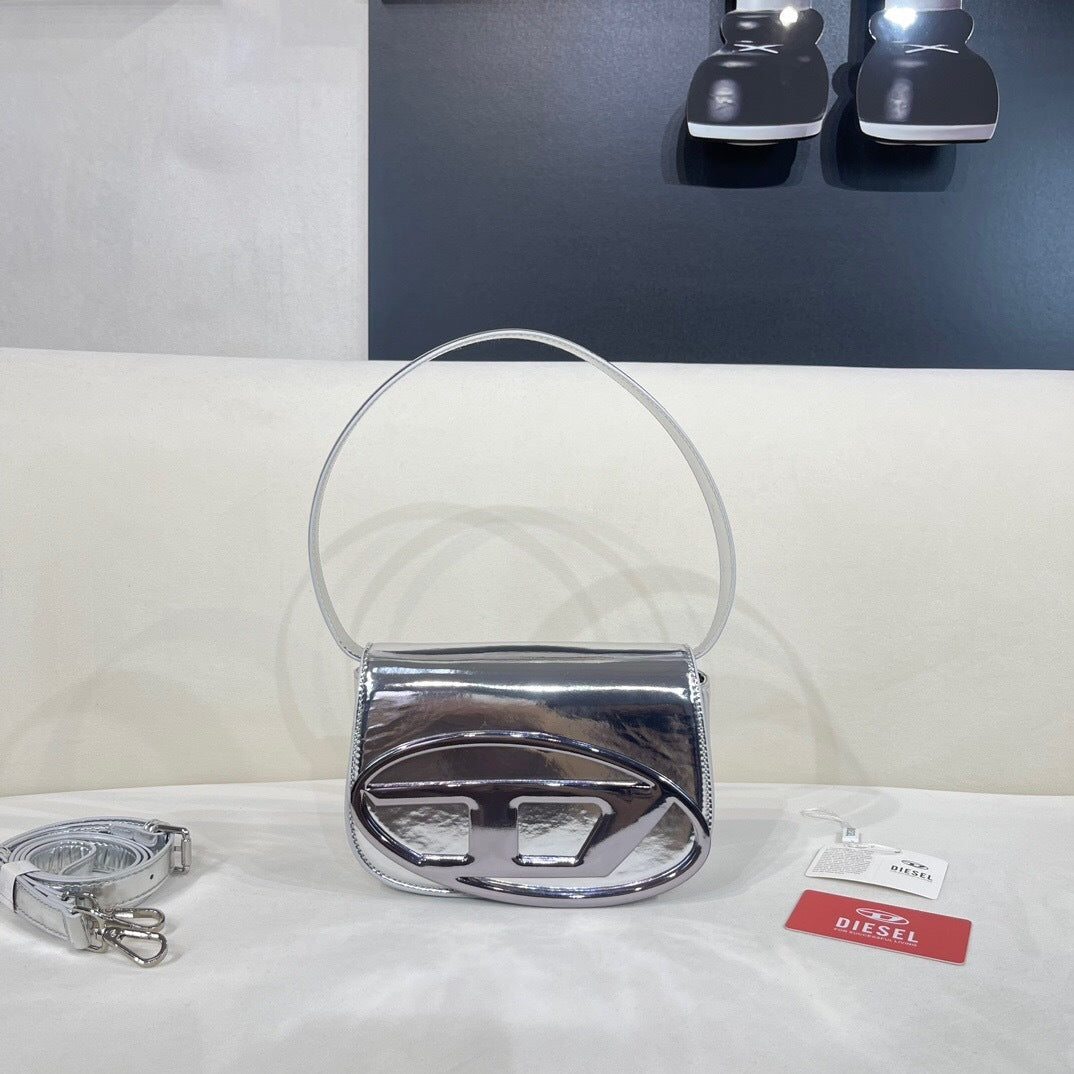 Diesel 1DR Shoulder Bag Nappa Leather prata