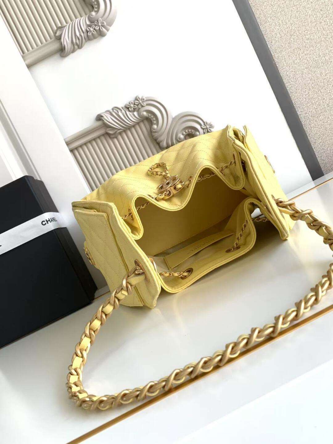 Bolsa Hobo  Chanel 25 Yellow