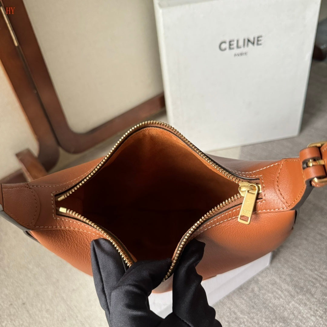 Celine Heloïse Cuir Triomphe Brown