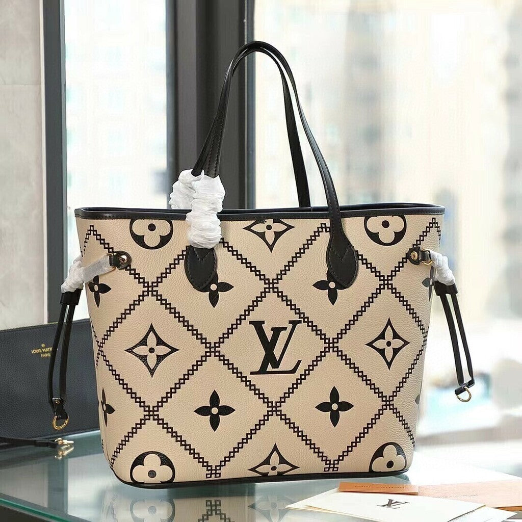 Lv Neverfull MM Monogram Empriente Cream/Black